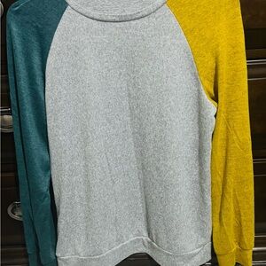 SHEIN Multicolor Crew Neck Sweater